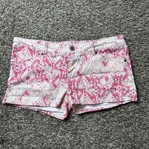 Levis's White Pink Salmon Aztec Print Booty Shorty Shorts 15